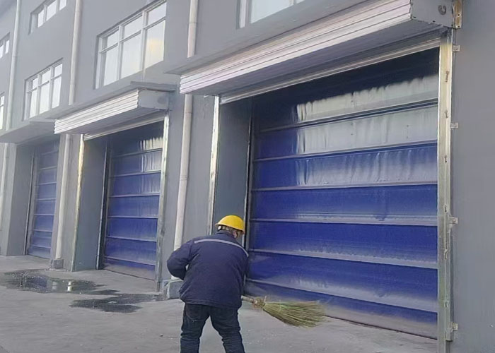 快速卷帘门