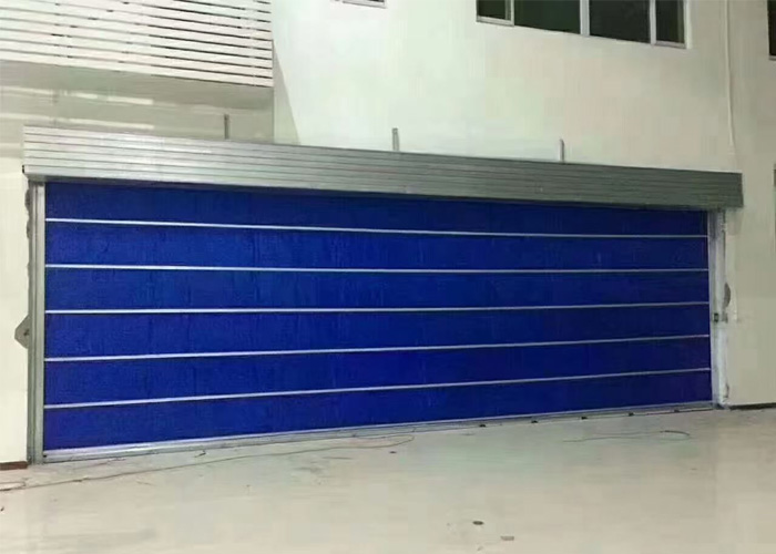 无机布防火卷帘门