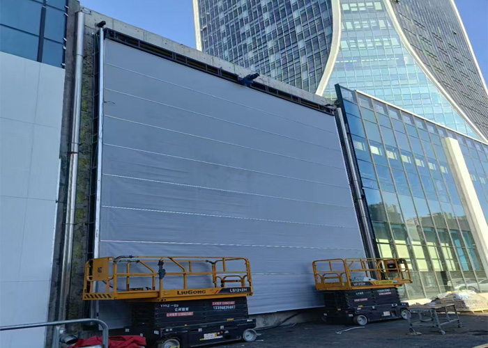 双层柔性堆积大门